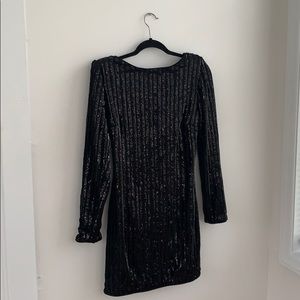*MAKE AN OFFER* Forever 21 Sequin Dress